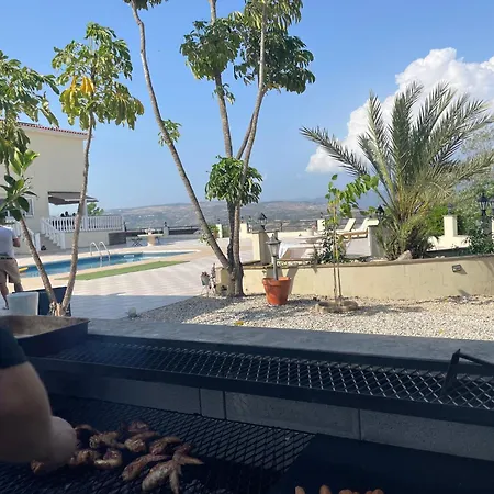 Letymvou Terrace 住宿加早餐酒店