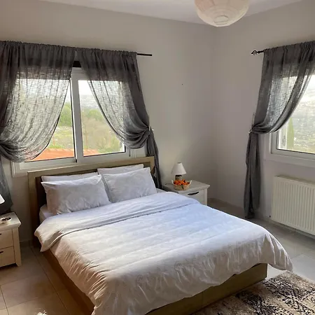 Letymvou Terrace Bed & Breakfast *