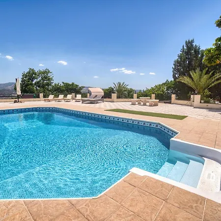 Alojamento de Acomodação e Pequeno-almoço Letymvou Terrace Letimbou