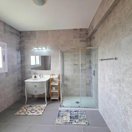Bed & Breakfast Letymvou Terrace