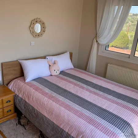 Bed & Breakfast Letymvou Terrace